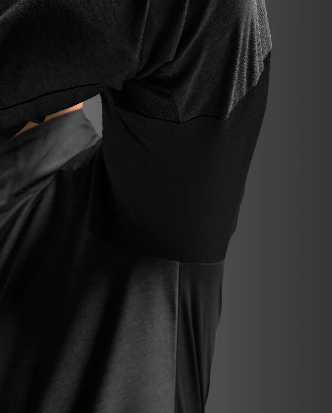 Aero 1/2 Zip - Image 8