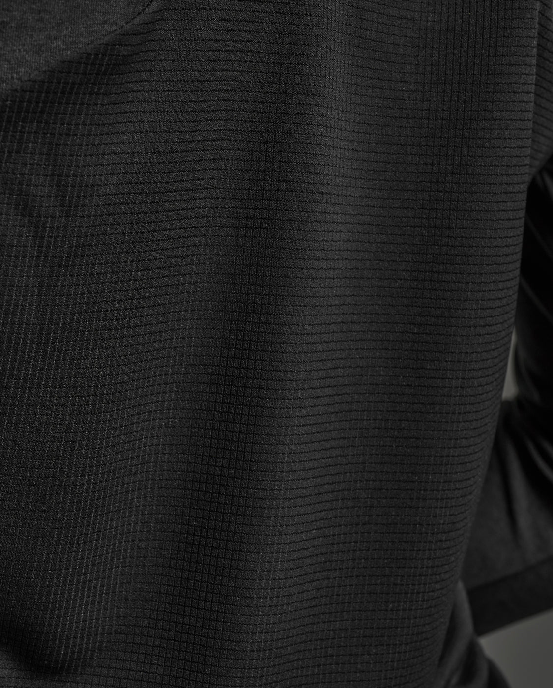 Aero 1/2 Zip - Image 8