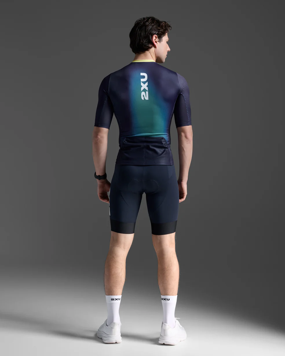 Aero Hex Tri Sleeved Top - Image 3