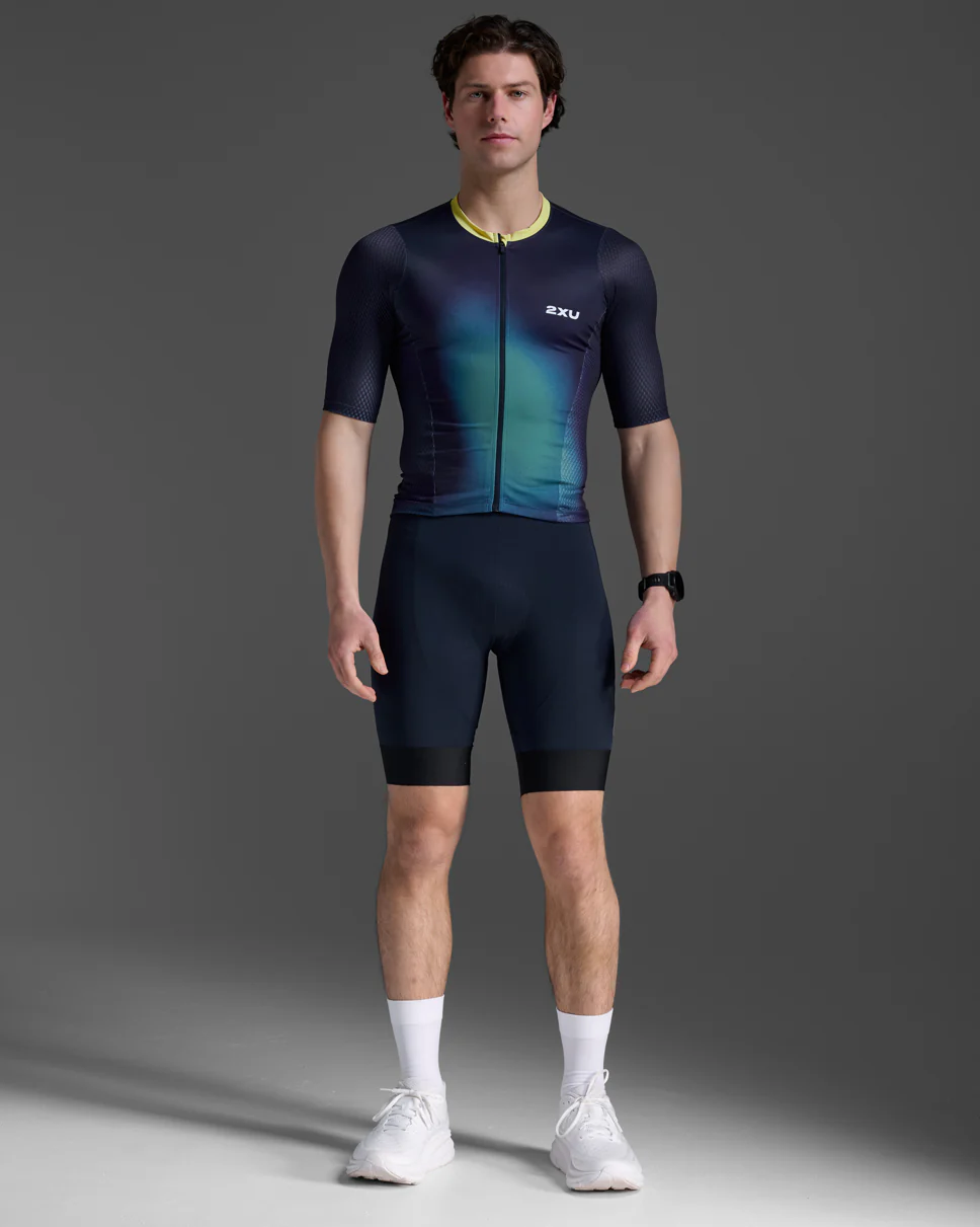 Aero Hex Tri Sleeved Top - Image 4