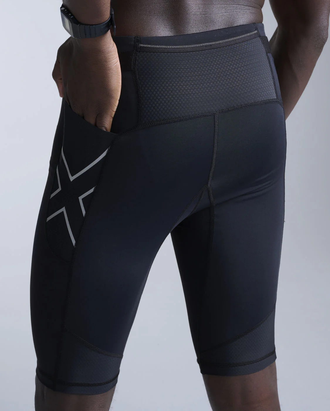 Aero Mesh Compression Shorts - Image 4
