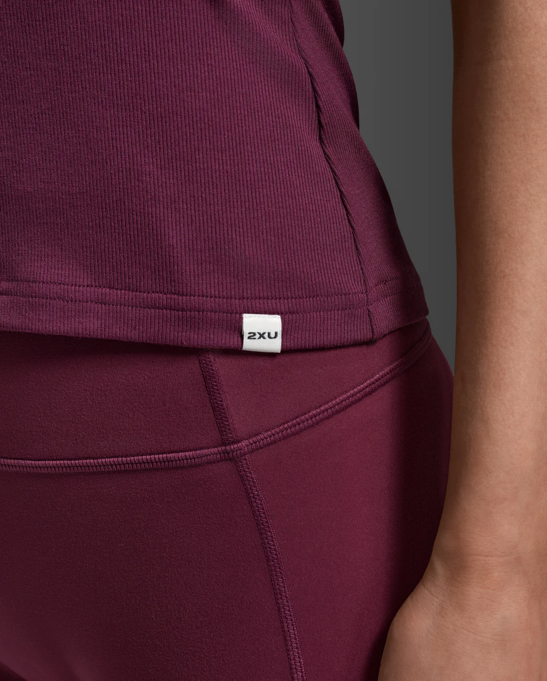 Fluid Ribbed Tank - Image 6